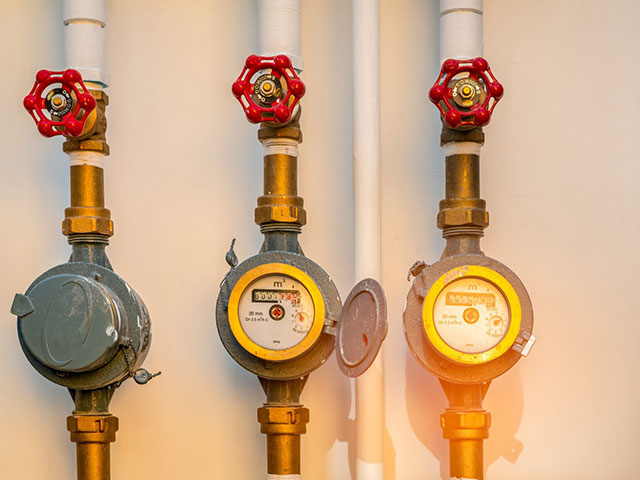 When Should I Turn Off My Main Water Supply